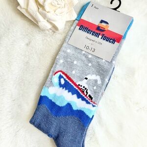 New with tags Gray and Blue Casual Socks with Nautical Theme